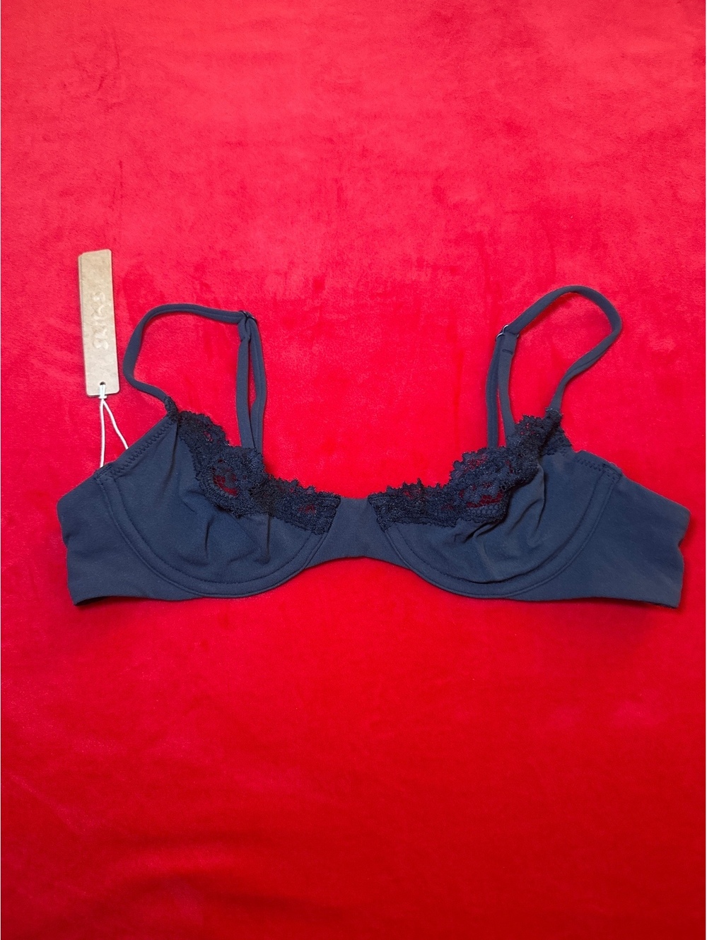 Skims Fits Everybody Lace Unlined Demi Bra Color ONYX size 34AA